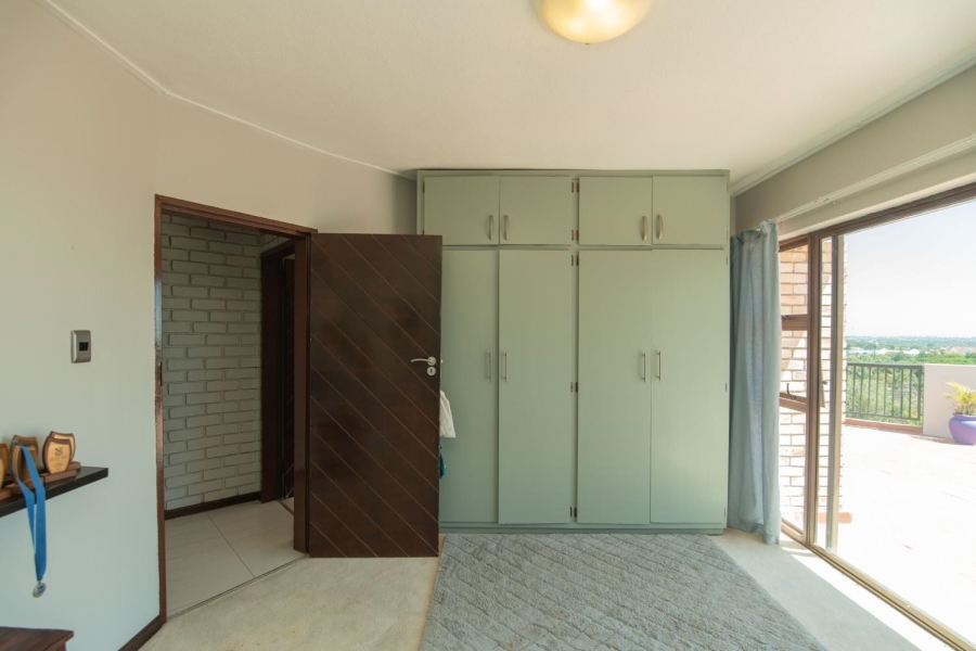 6 Bedroom Property for Sale in Walmer Heights Eastern Cape